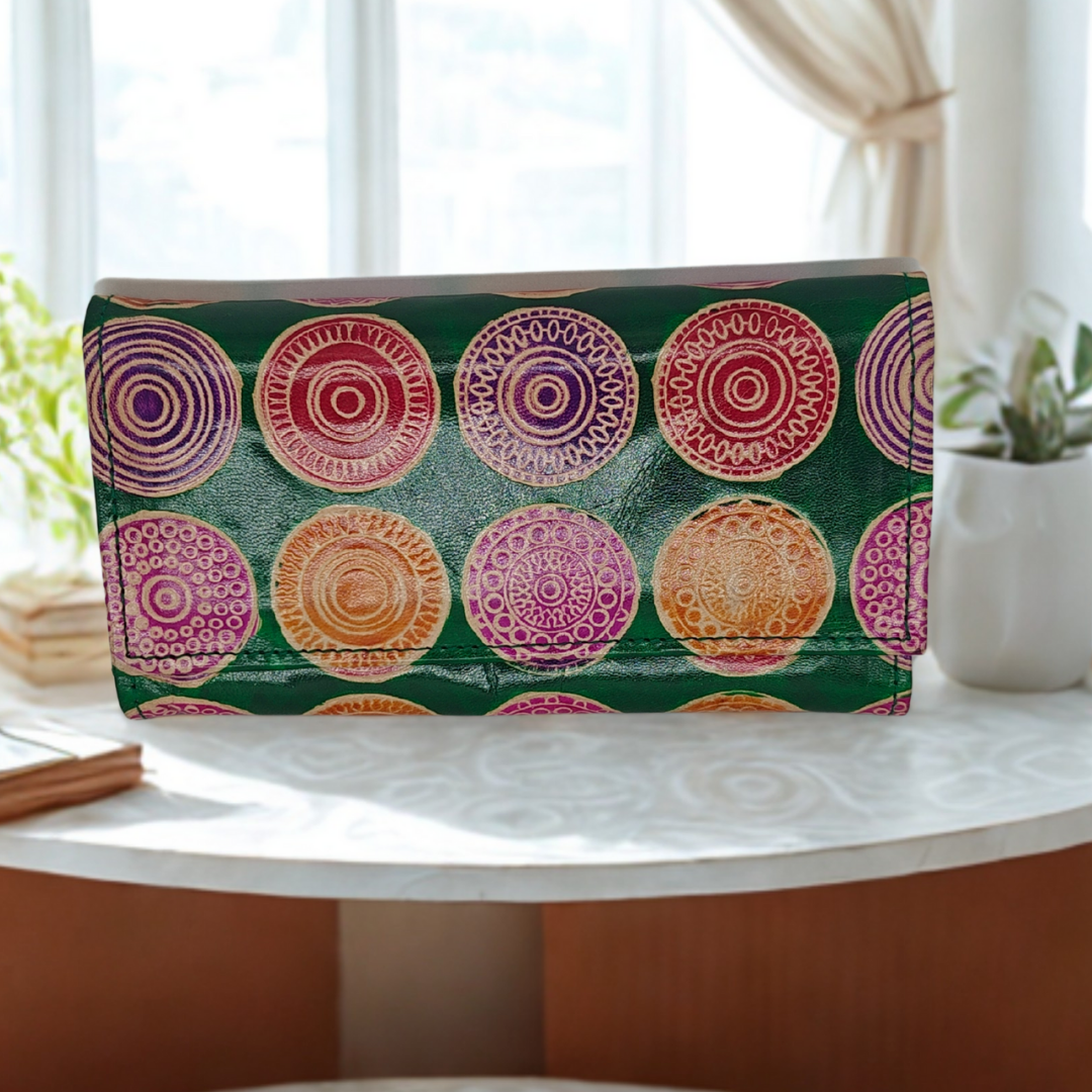 Shantiniketan Leather Ladies Batik Print Wallet Shantiniketan Leather Ladies Batik Print Wallet