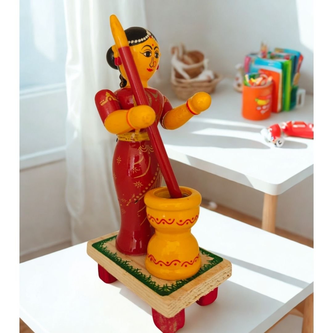 Red Pot Lady (5)
