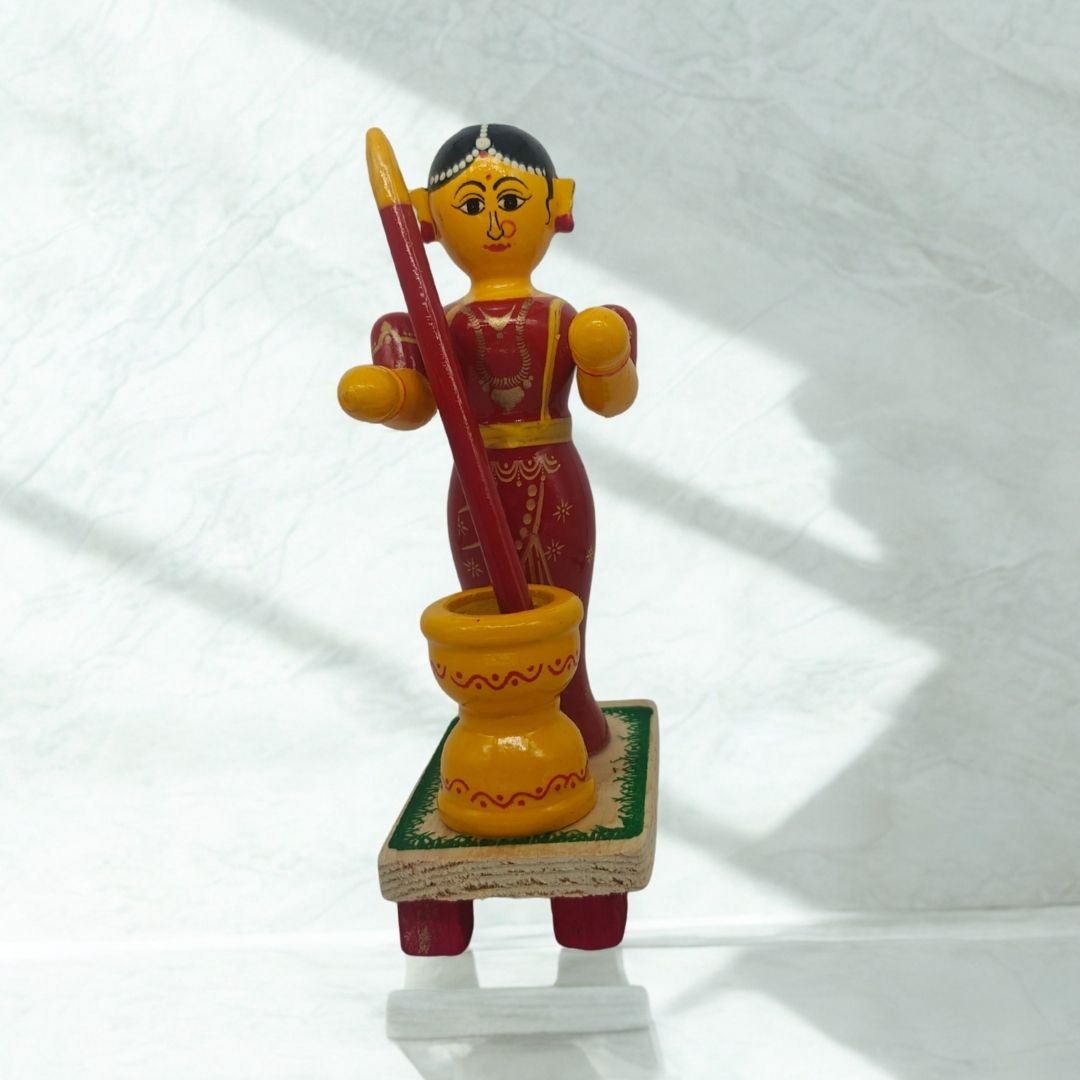 Red Pot Lady (9)