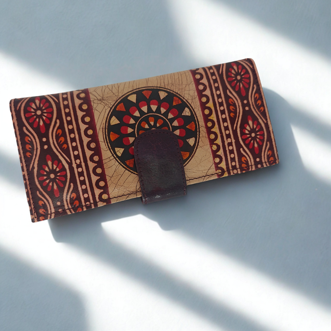 Shantiniketan Leather Ladies Batik Print Wallet Shantiniketan Leather Ladies Batik Print Wallet